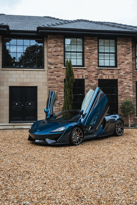 2017 McLaren 570GT - Image 22 of 31
