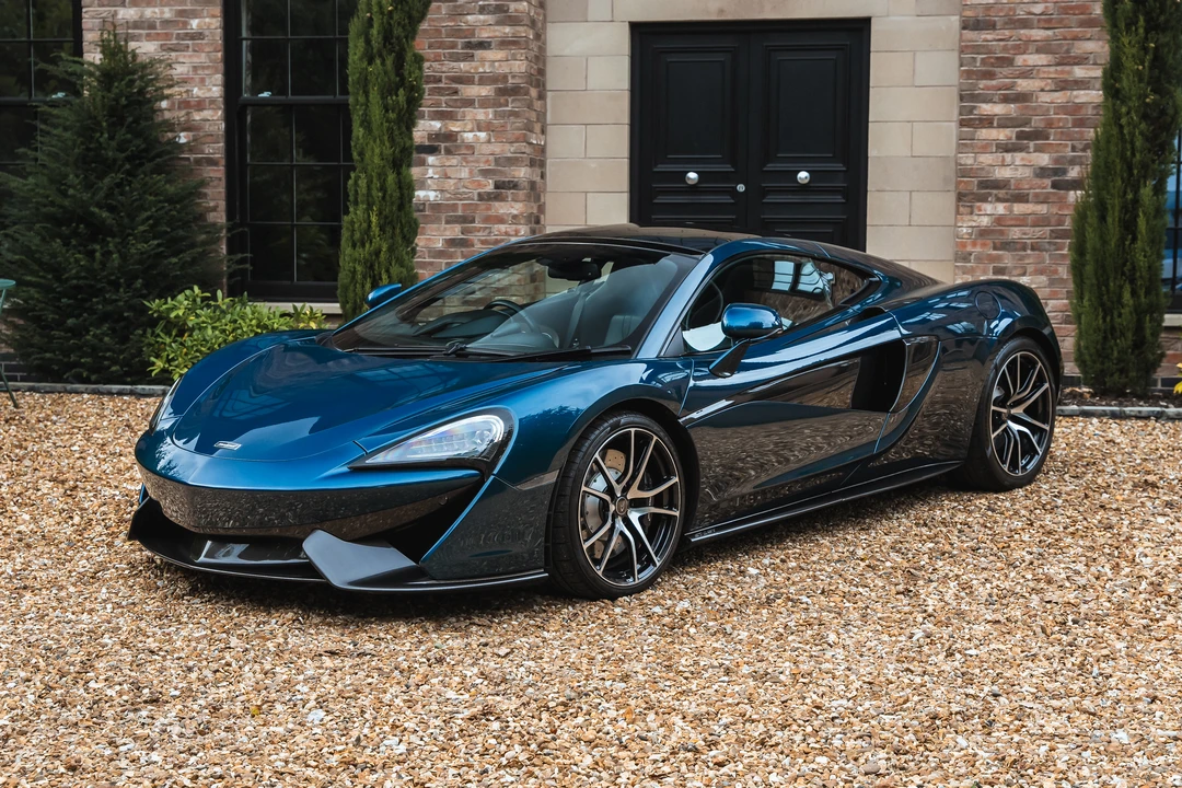2017 McLaren 570GT - Image 16 of 31