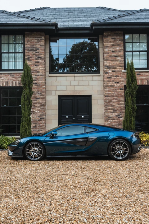2017 McLaren 570GT - Image 30 of 31