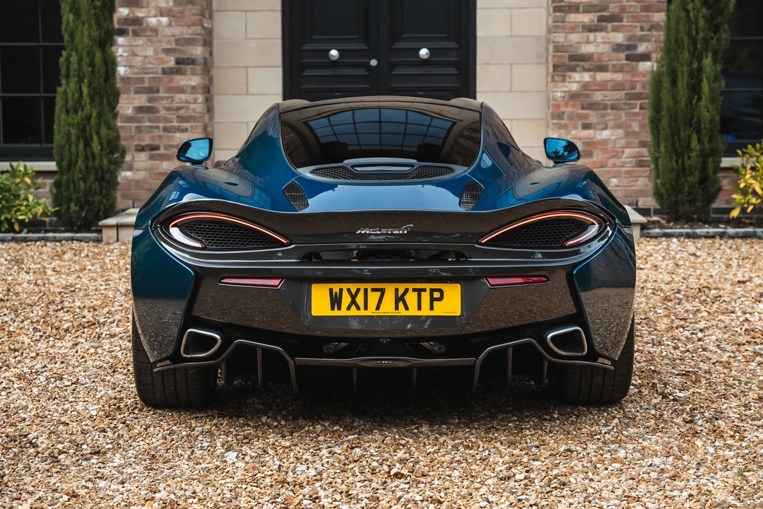 2017 McLaren 570GT - Image 13 of 31