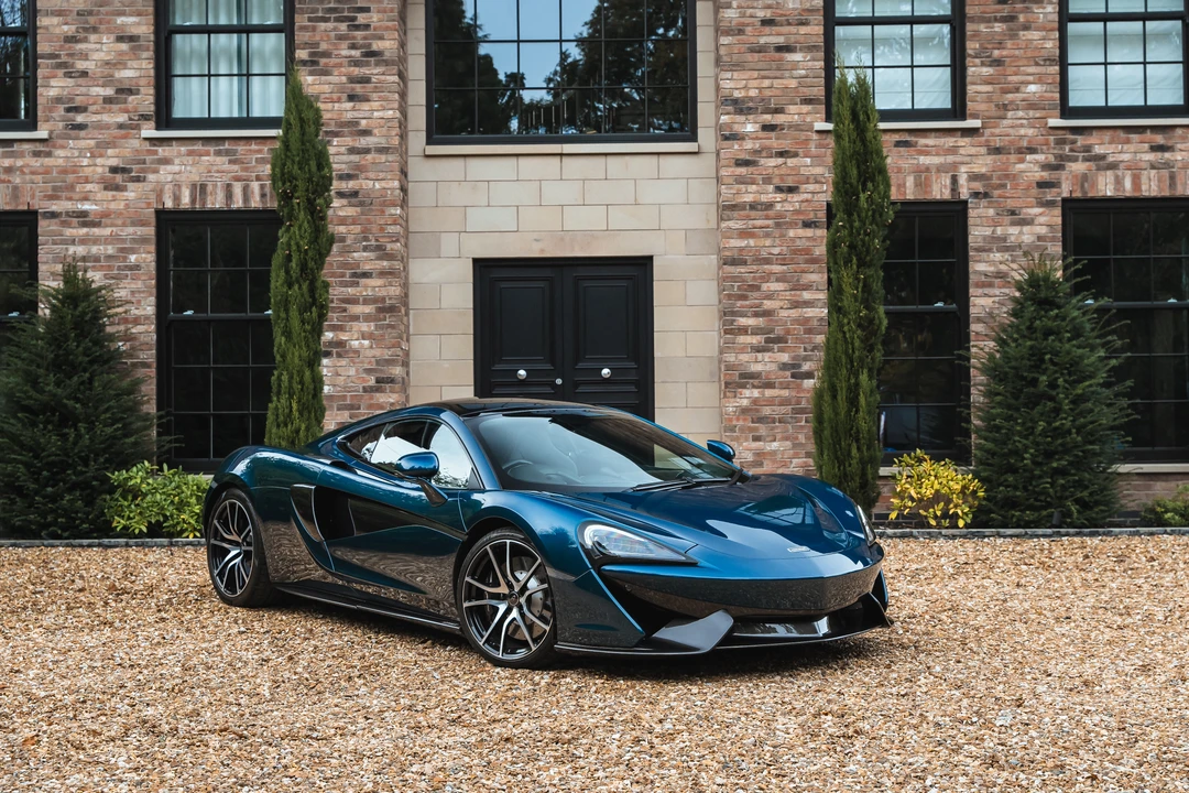 2017 McLaren 570GT - Image 20 of 31