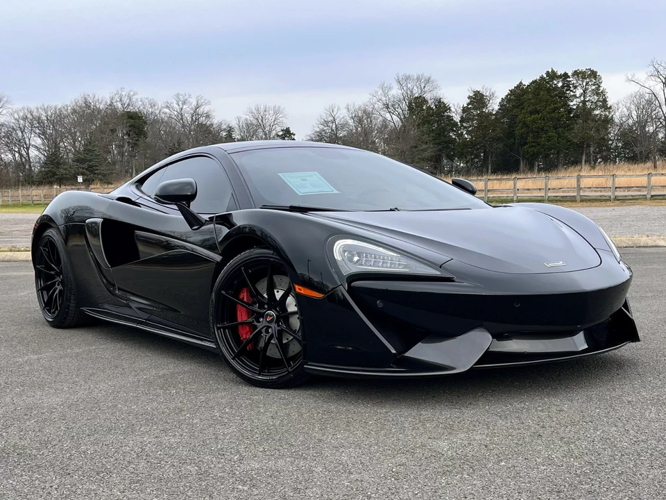2017 McLaren 570GT - Image 12 of 21