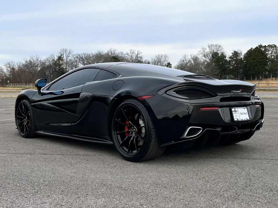 2017 McLaren 570GT - Image 16 of 21