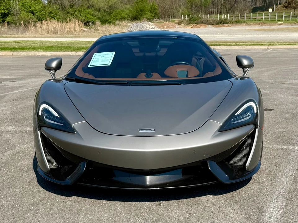 2017 McLaren 570GT - Image 15 of 21