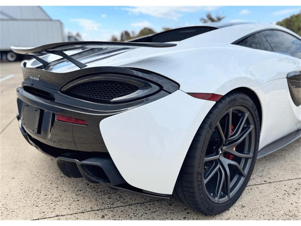 2017 McLaren 570S - Image 5 of 24