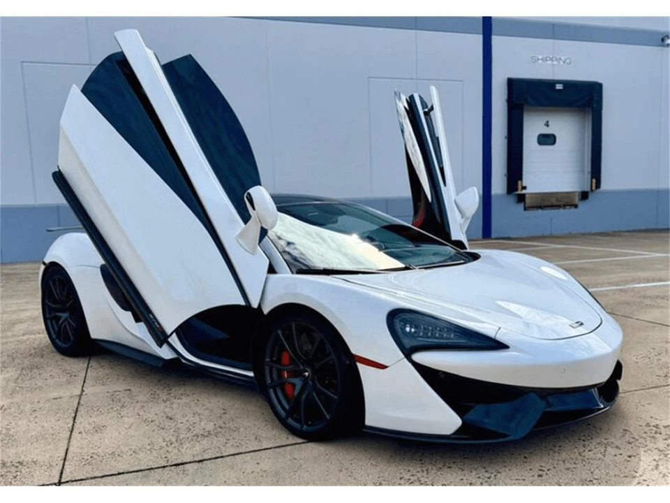 2017 McLaren 570S - Image 14 of 24