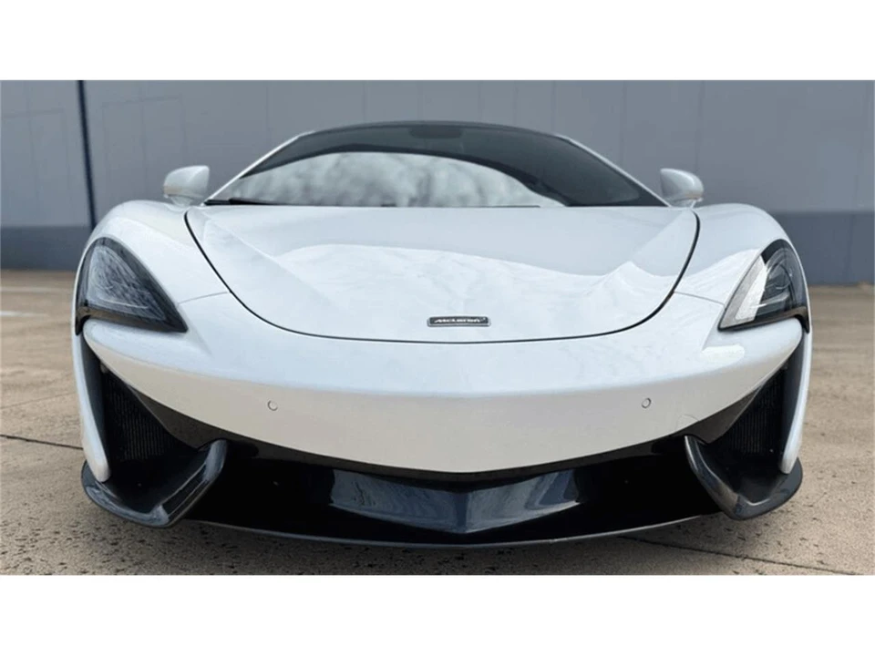 2017 McLaren 570S - Image 11 of 24