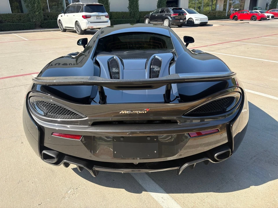 2017 McLaren 570S - Image 5 of 8