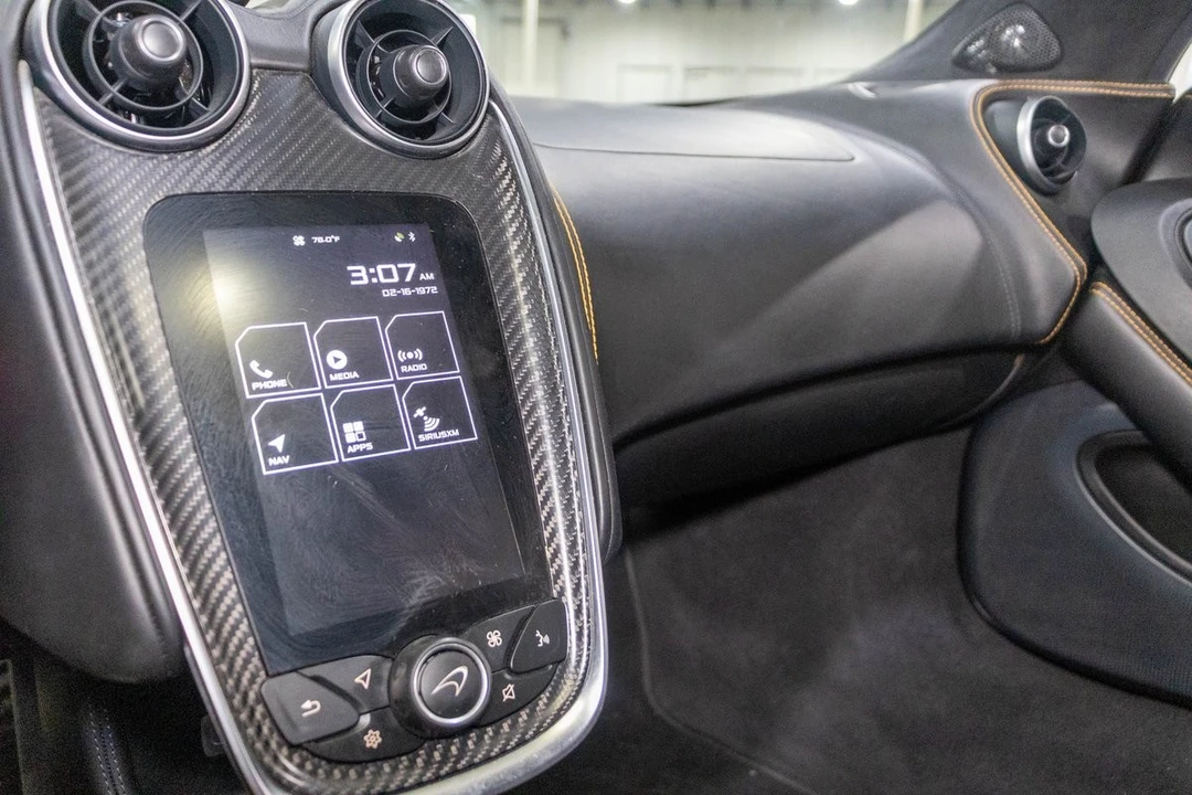 2017 McLaren 570S - Image 15 of 21