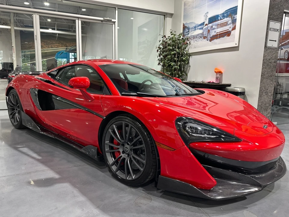 2017 McLaren 570S - Image 14 of 31