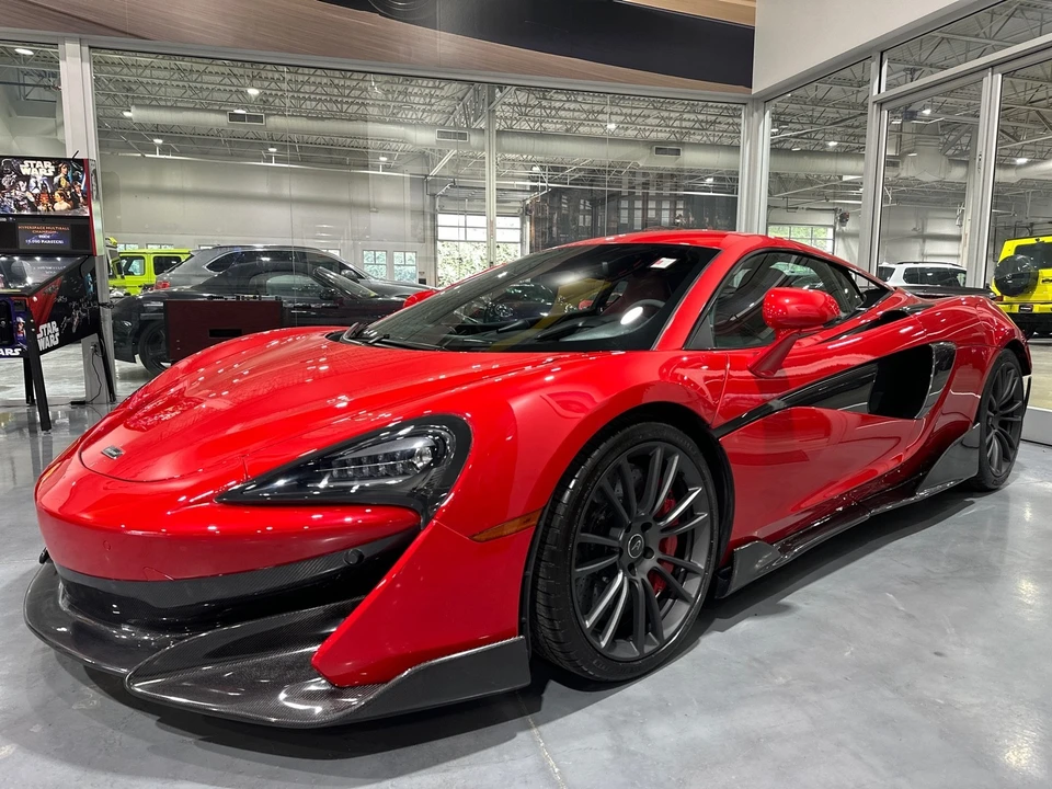 2017 McLaren 570S - Image 15 of 31