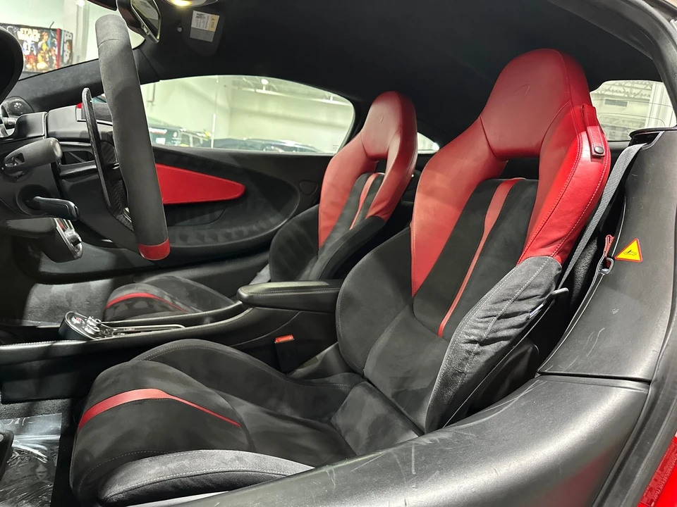 2017 McLaren 570S - Image 9 of 31