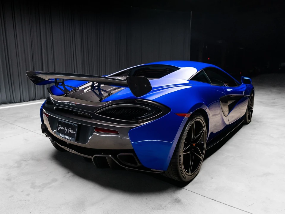 2017 McLaren 570S - Image 15 of 31