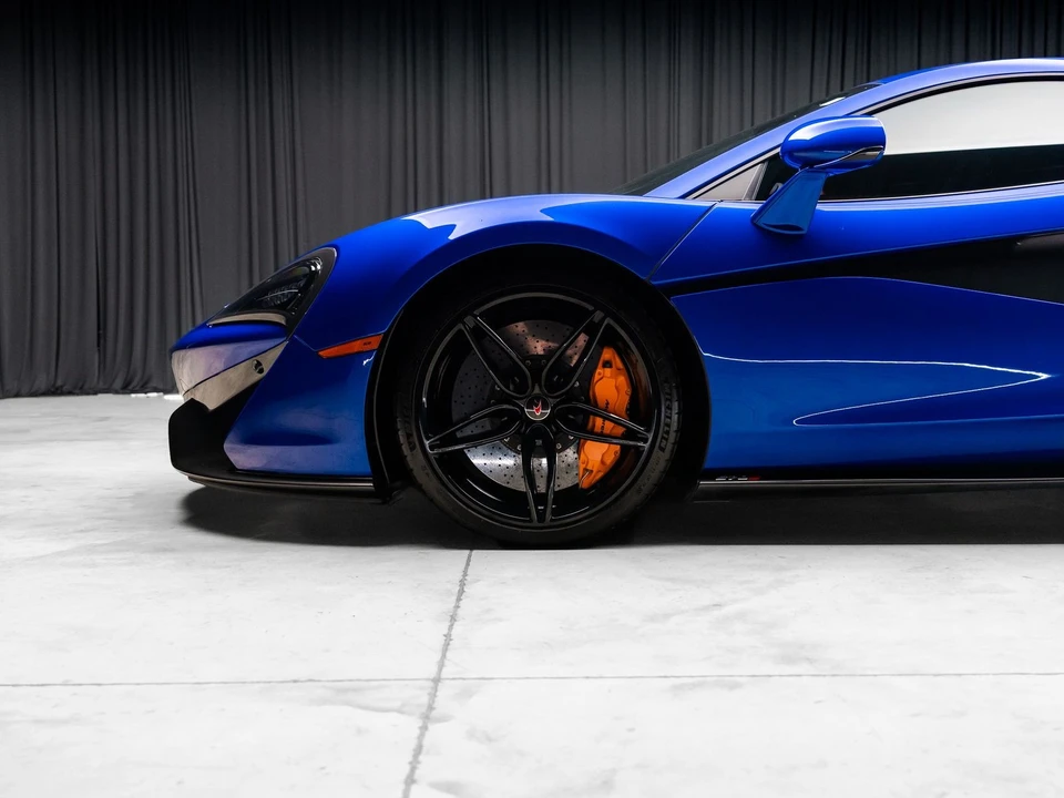 2017 McLaren 570S - Image 24 of 31
