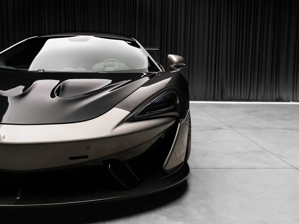2017 McLaren 570S - Image 22 of 31