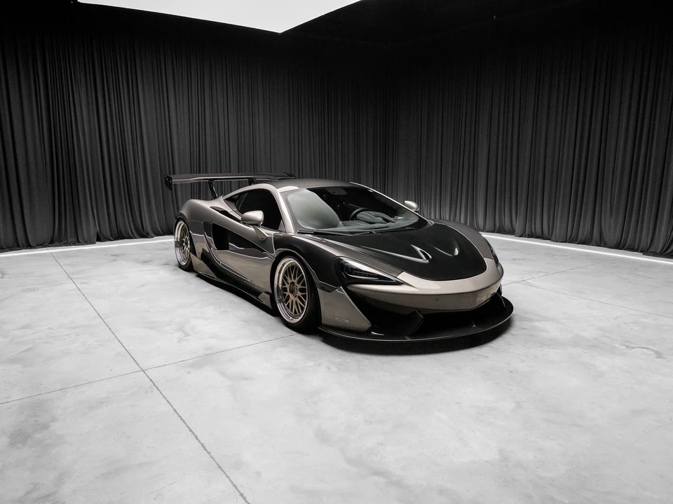 2017 McLaren 570S - Image 17 of 31