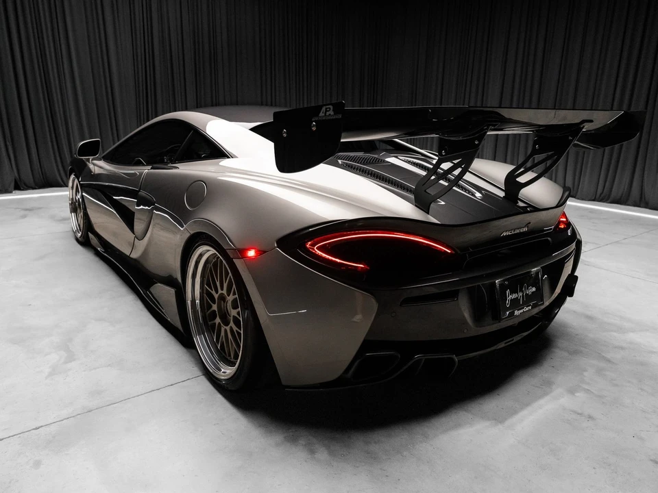 2017 McLaren 570S - Image 13 of 31