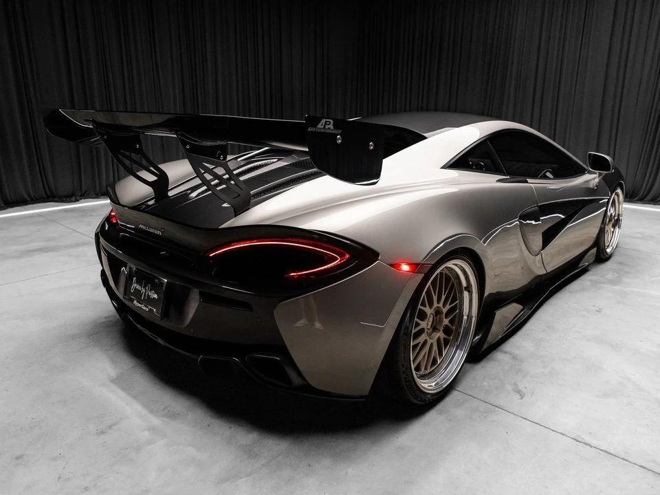 2017 McLaren 570S - Image 15 of 31