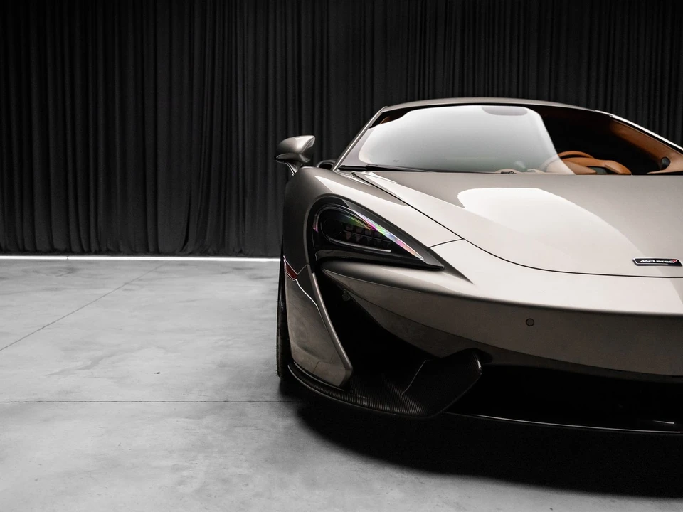 2017 McLaren 570S - Image 23 of 31