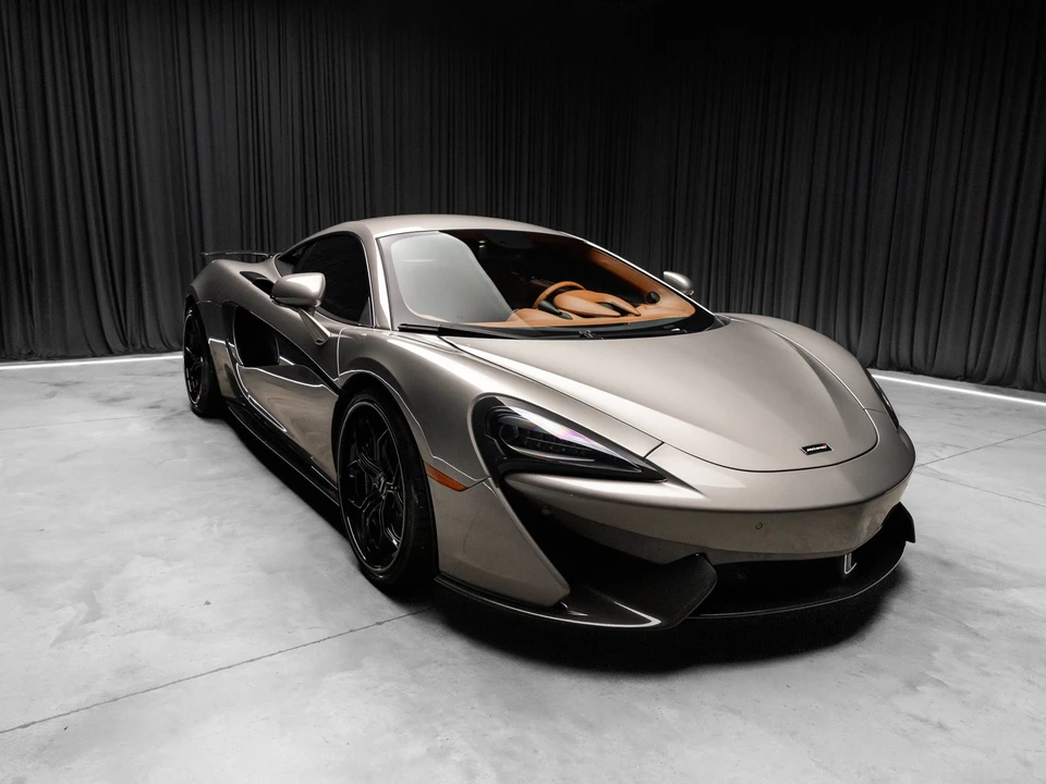 2017 McLaren 570S - Image 13 of 31