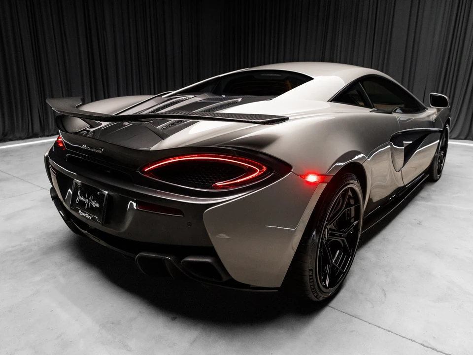 2017 McLaren 570S - Image 19 of 31