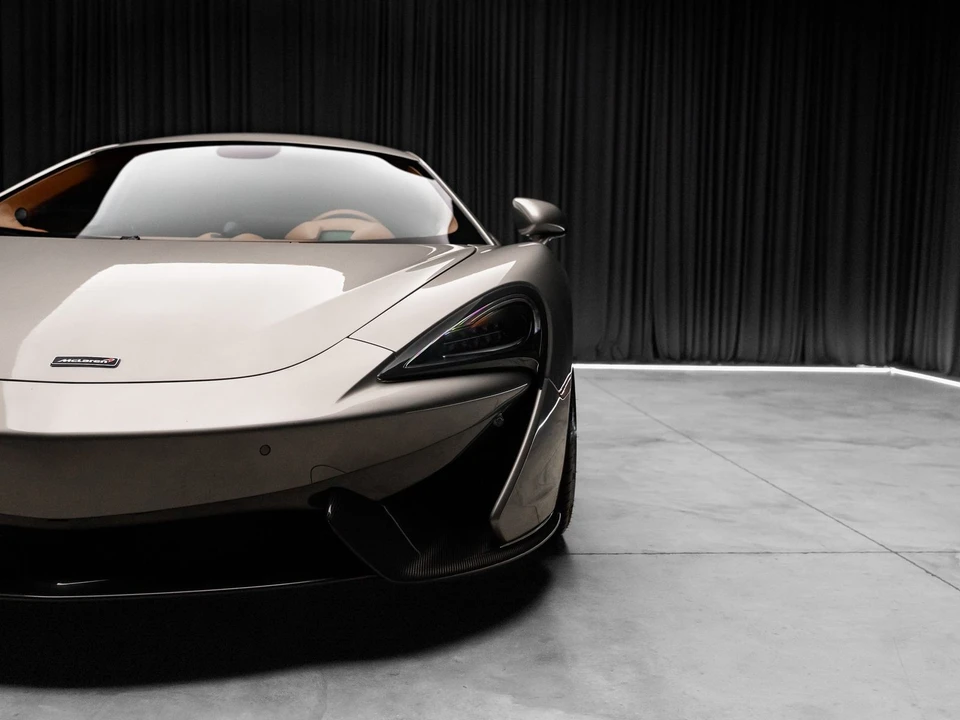 2017 McLaren 570S - Image 25 of 31