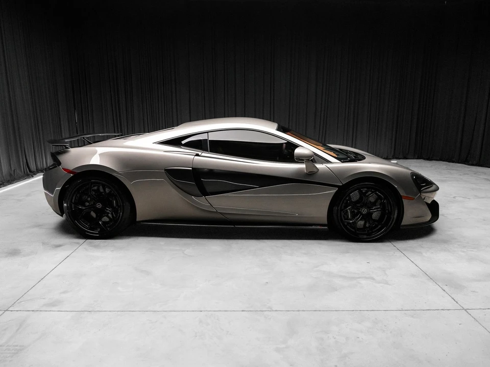 2017 McLaren 570S - Image 20 of 31