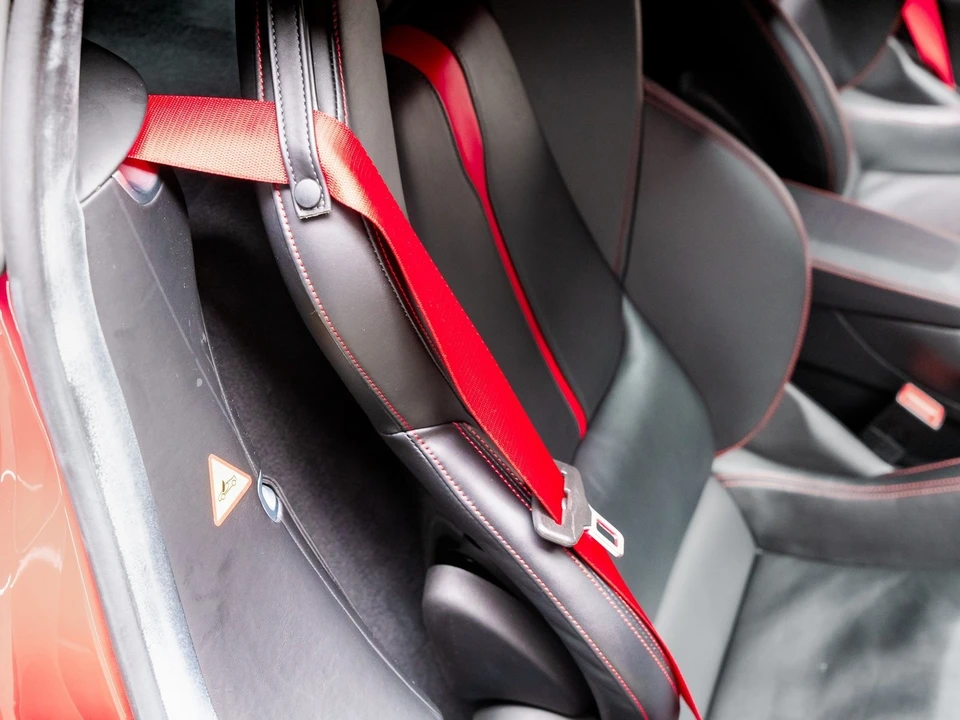 2017 McLaren 570S - Image 5 of 12