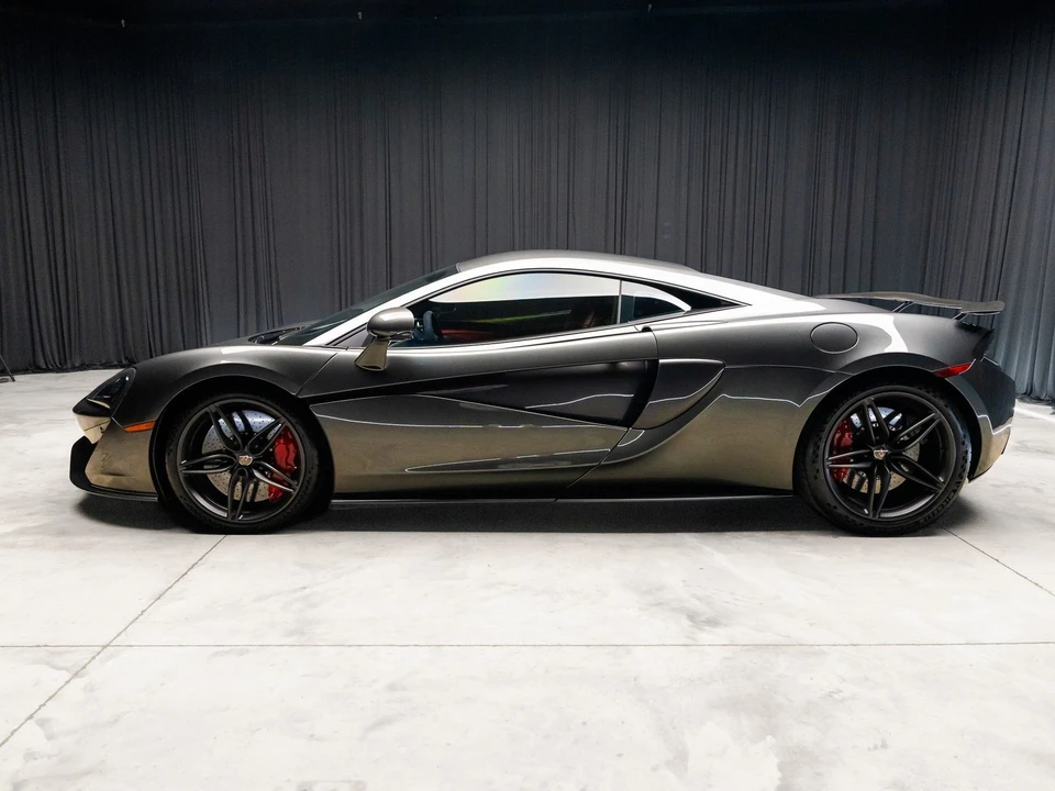 2017 McLaren 570S - Image 14 of 31