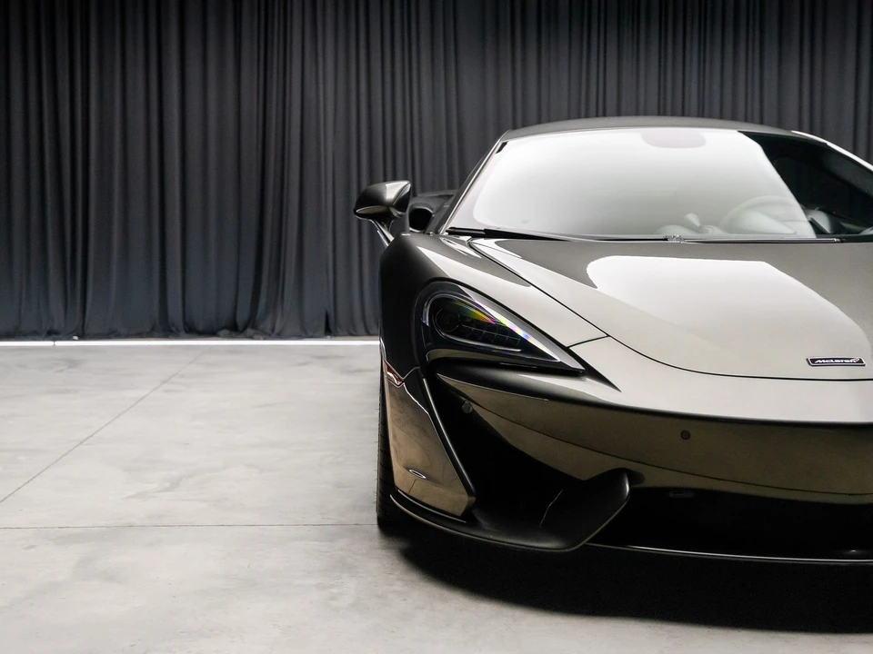 2017 McLaren 570S - Image 22 of 31