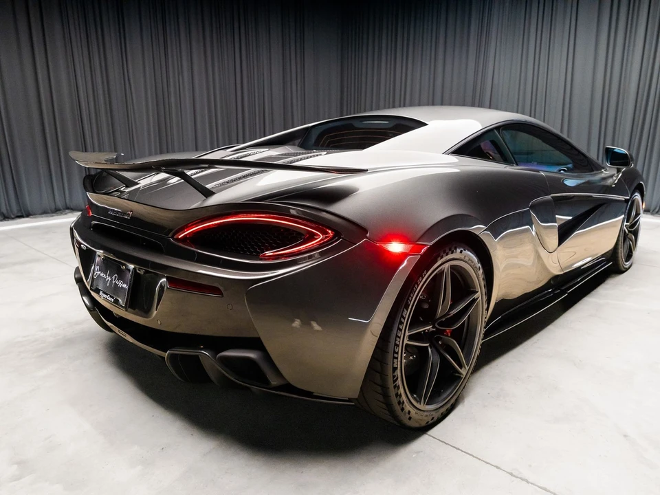 2017 McLaren 570S - Image 17 of 31