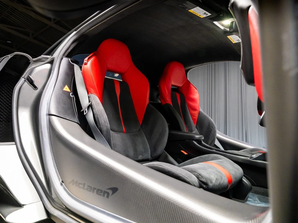 2017 McLaren 570S - Image 7 of 31