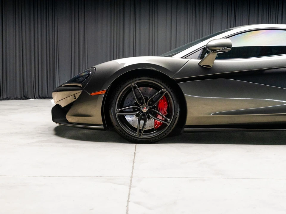 2017 McLaren 570S - Image 3 of 31