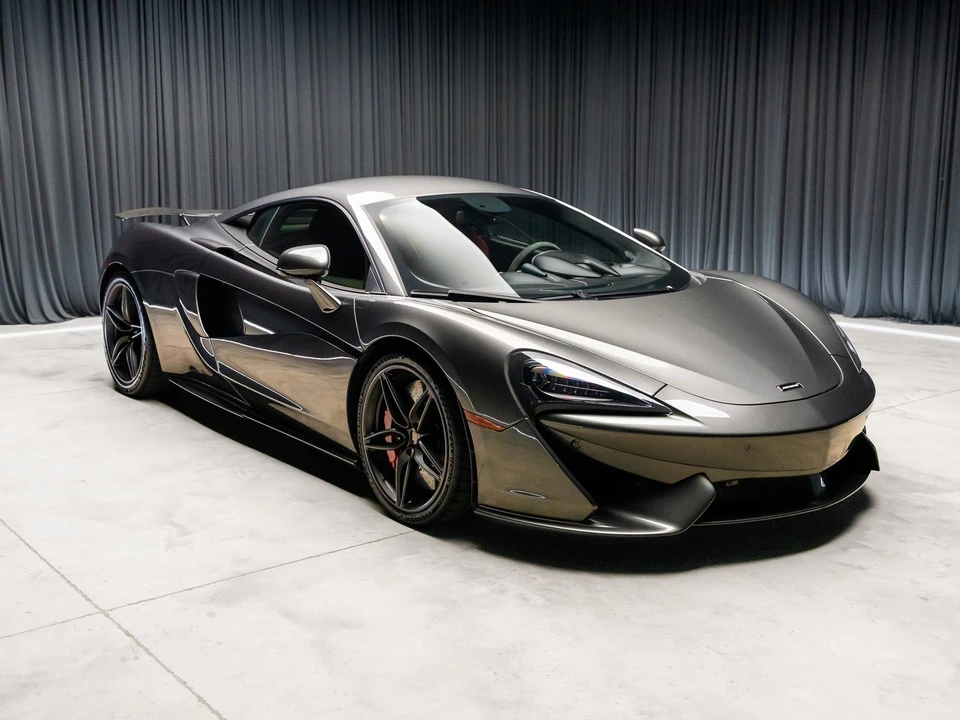 2017 McLaren 570S - Image 2 of 31