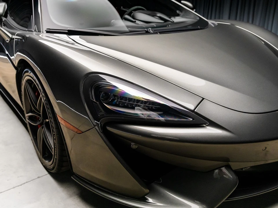 2017 McLaren 570S - Image 21 of 31