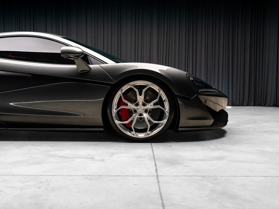 2017 McLaren 570S - Image 26 of 31