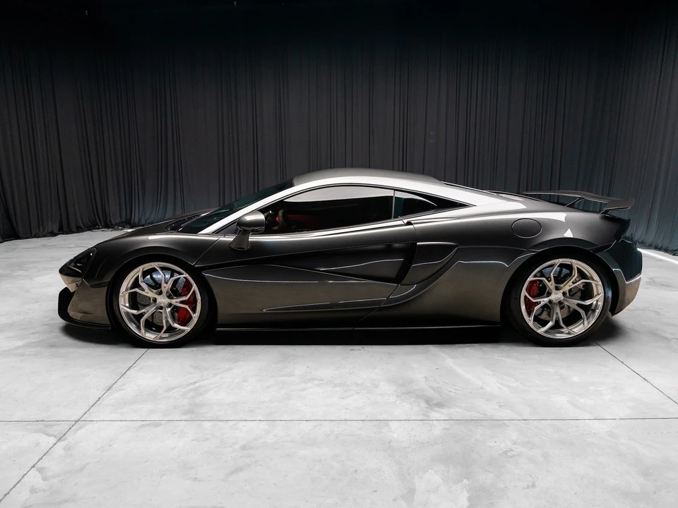 2017 McLaren 570S - Image 10 of 31