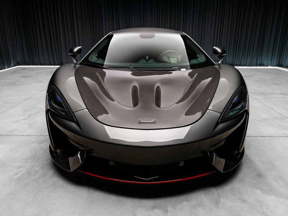 2017 McLaren 570S - Image 8 of 31