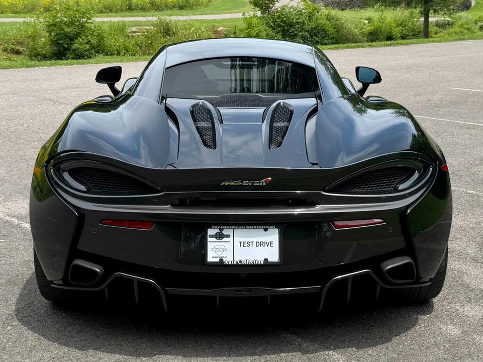 2017 McLaren 570S - Image 4 of 31