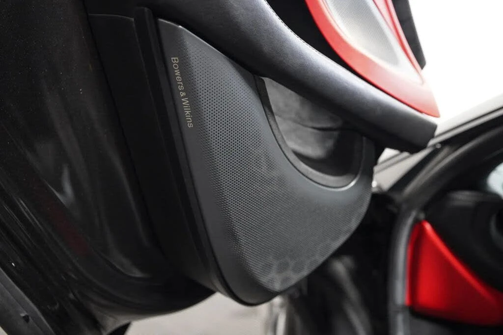 2017 McLaren 570S - Image 16 of 29