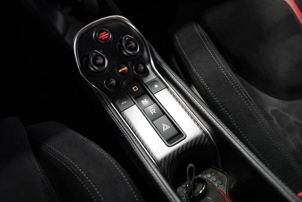 2017 McLaren 570S - Image 21 of 29