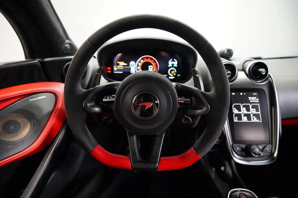 2017 McLaren 570S - Image 26 of 29