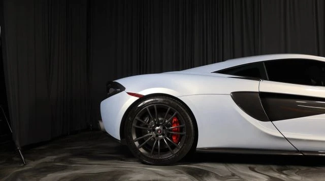 2017 McLaren 570S - Image 11 of 22