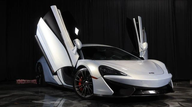2017 McLaren 570S - Image 9 of 22