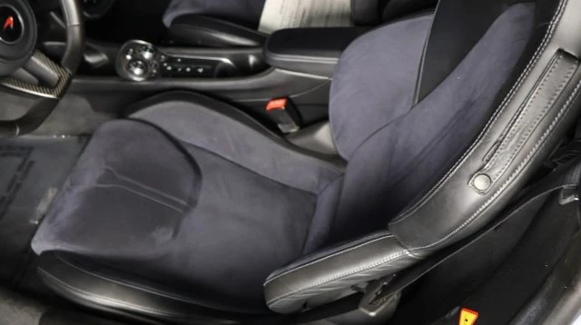 2017 McLaren 570S - Image 20 of 22