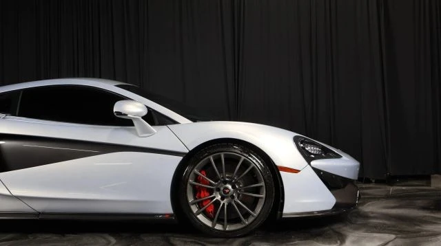 2017 McLaren 570S - Image 12 of 22