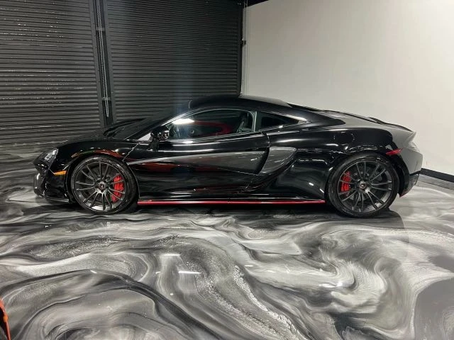 2017 McLaren 570S - Image 5 of 12