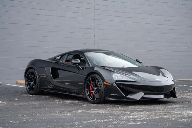 2017 McLaren 570S - Image 8 of 18