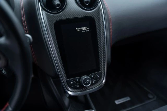 2017 McLaren 570S - Image 17 of 18