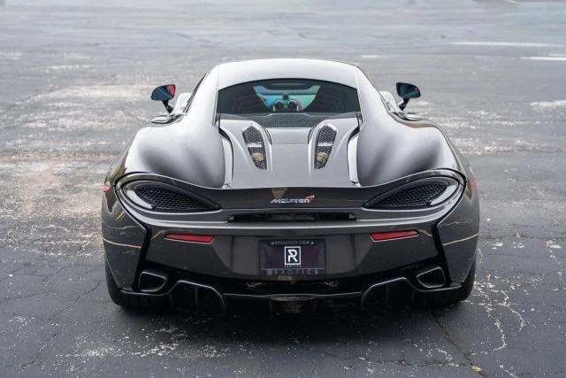 2017 McLaren 570S - Image 11 of 18